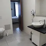 Square Hotel 3*