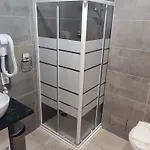 فندق Square نيم