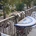 Square Hotel 3*