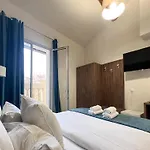 Hotel Square