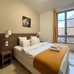 Hotel Square 3*