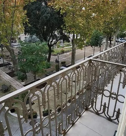 Square Hotel Nîmes
