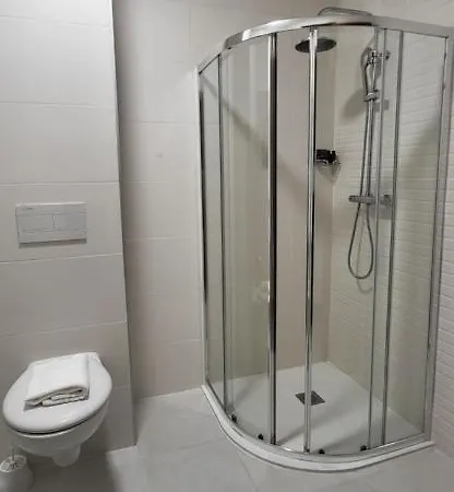 Square Otel 3*