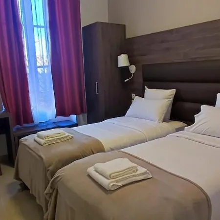 Otel Square