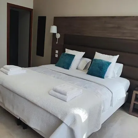 Square Otel Nîmes