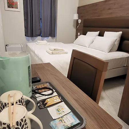 Square Hotel
